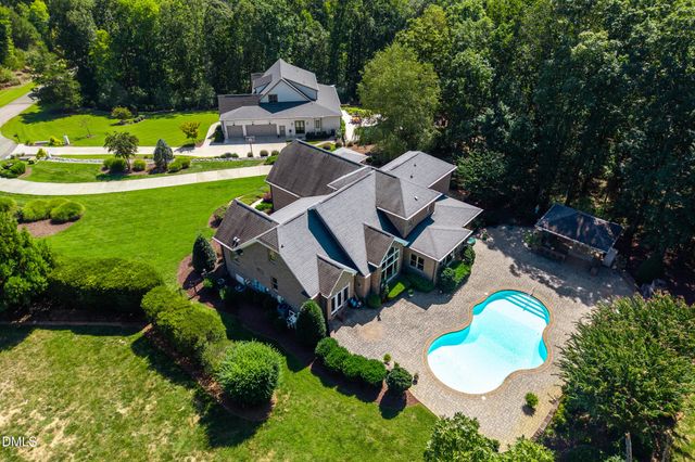417 Laurel Knoll Drive, Pittsboro, NC 27312