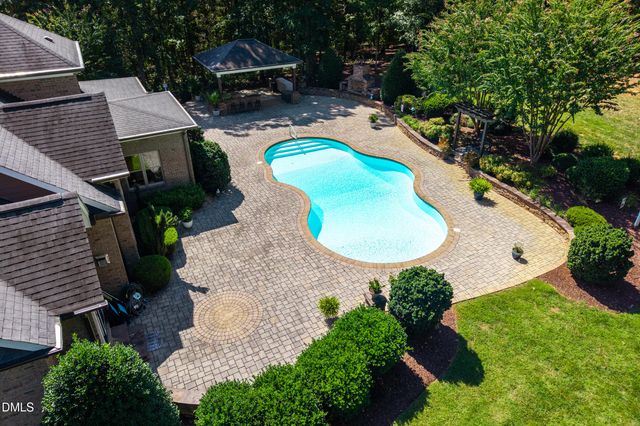 417 Laurel Knoll Drive, Pittsboro, NC 27312