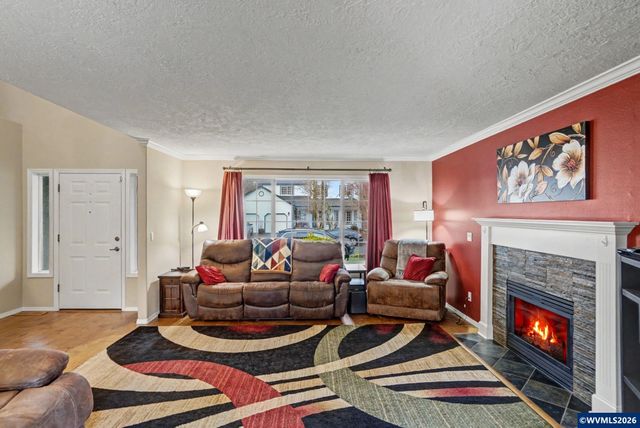 5874 Flairstone Ct SE, Salem, OR 97306