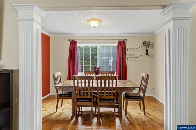 5874 Flairstone Ct SE, Salem, OR 97306