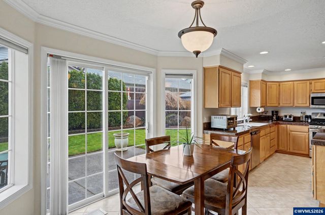 5874 Flairstone Ct SE, Salem, OR 97306