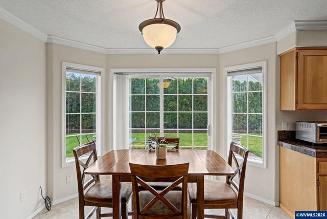 5874 Flairstone Ct SE, Salem, OR 97306