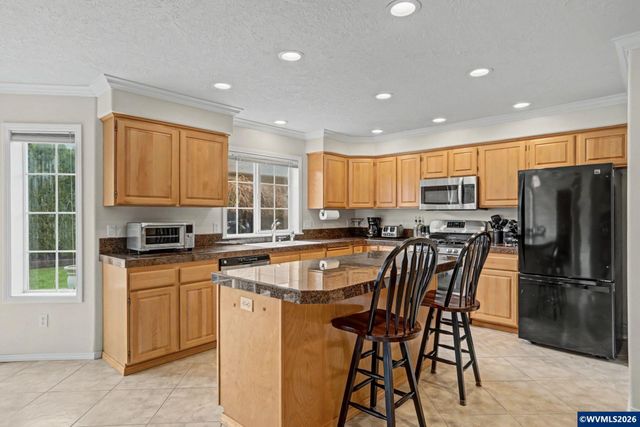 5874 Flairstone Ct SE, Salem, OR 97306