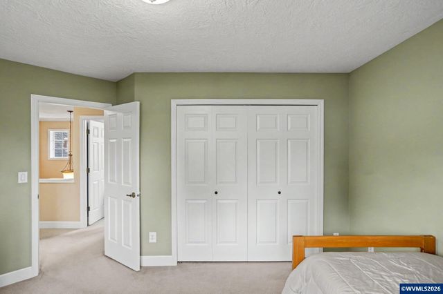 5874 Flairstone Ct SE, Salem, OR 97306