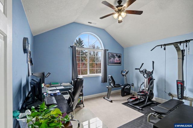 5874 Flairstone Ct SE, Salem, OR 97306