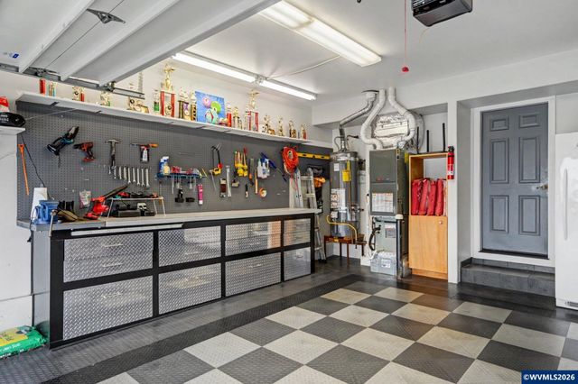 5874 Flairstone Ct SE, Salem, OR 97306