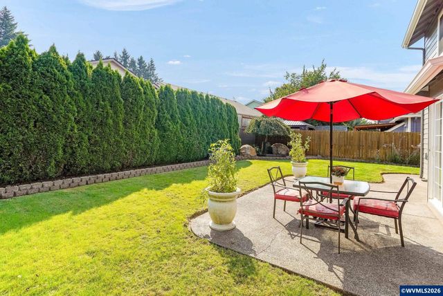 5874 Flairstone Ct SE, Salem, OR 97306