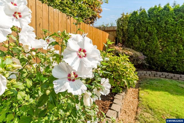 5874 Flairstone Ct SE, Salem, OR 97306