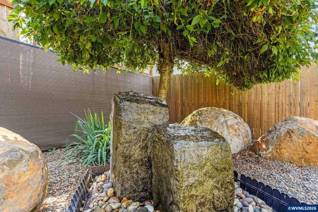 5874 Flairstone Ct SE, Salem, OR 97306