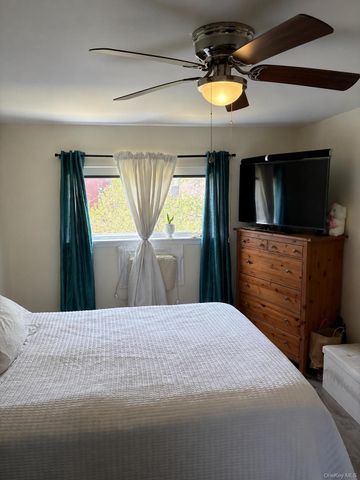 277 Graff Avenue, Bronx, NY 10465