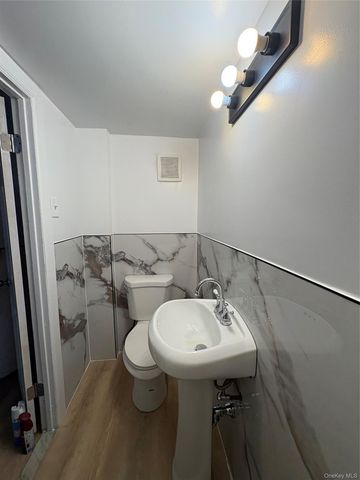 277 Graff Avenue, Bronx, NY 10465