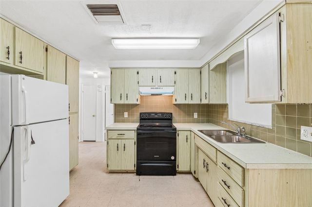 6324 TRALEE AVENUE, New Port Richey, FL 34653