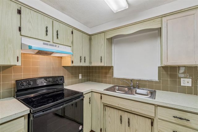 6324 TRALEE AVENUE, New Port Richey, FL 34653