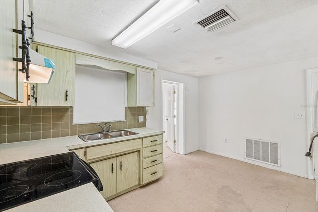 6324 TRALEE AVENUE, New Port Richey, FL 34653