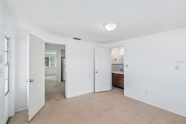 6324 TRALEE AVENUE, New Port Richey, FL 34653
