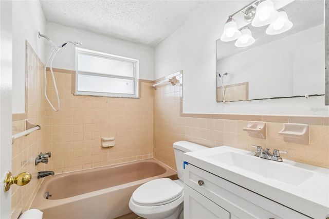 6324 TRALEE AVENUE, New Port Richey, FL 34653