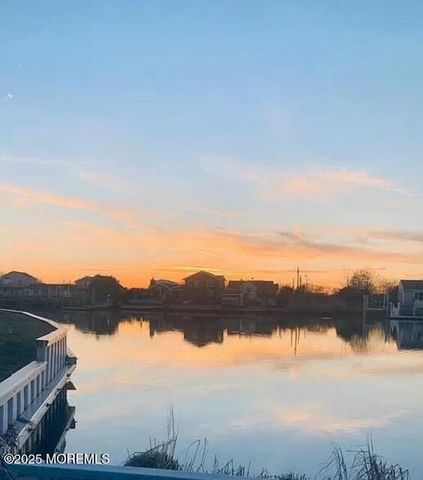 50 Valentine Street 22A, Monmouth Beach, NJ 07750