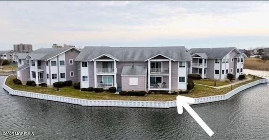 50 Valentine Street 22A, Monmouth Beach, NJ 07750