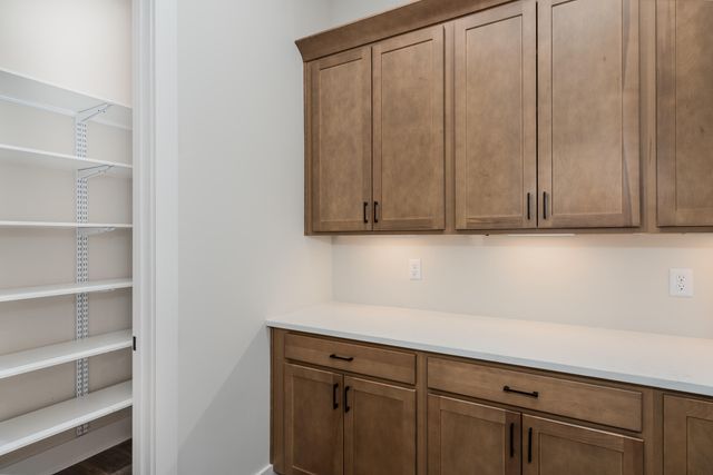 2751 River Birch Drive, Villa Hills, KY 41017