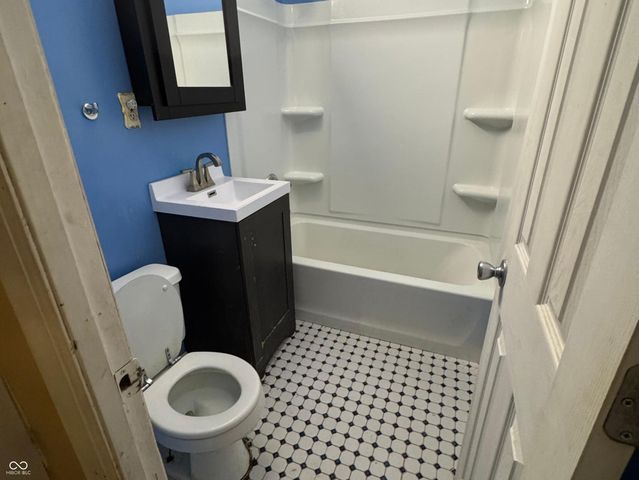 113 Edwards Avenue, Beech Grove, IN 46107