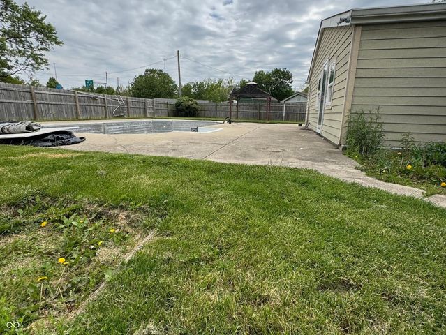 113 Edwards Avenue, Beech Grove, IN 46107