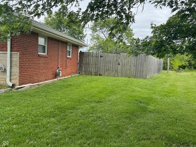 113 Edwards Avenue, Beech Grove, IN 46107
