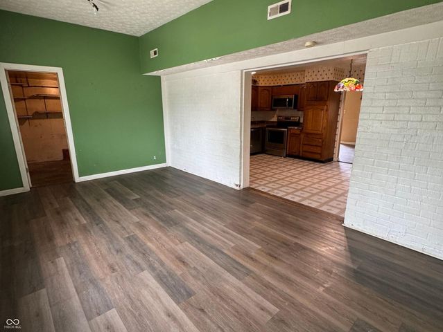 113 Edwards Avenue, Beech Grove, IN 46107