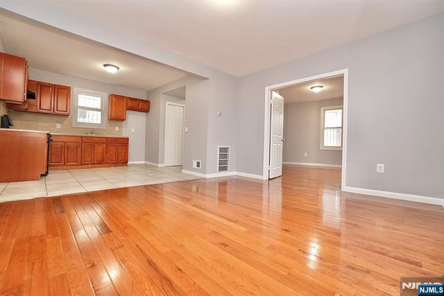 151 Vermont Avenue, Newark, NJ 07106