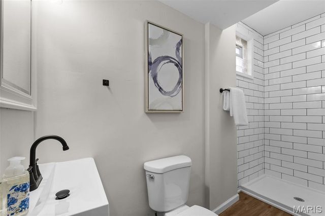 612 Holly Hills Avenue, St Louis, MO 63111