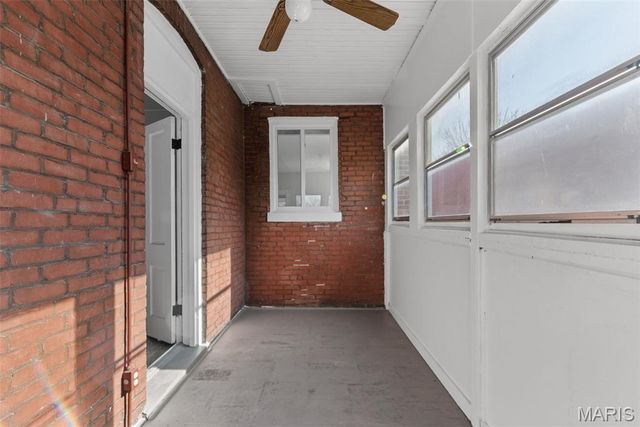 612 Holly Hills Avenue, St Louis, MO 63111