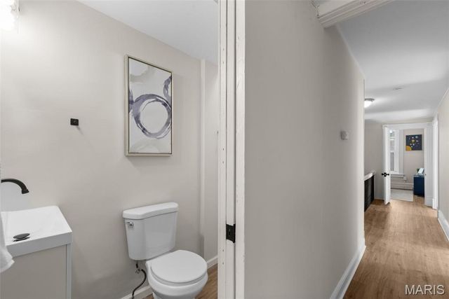 612 Holly Hills Avenue, St Louis, MO 63111