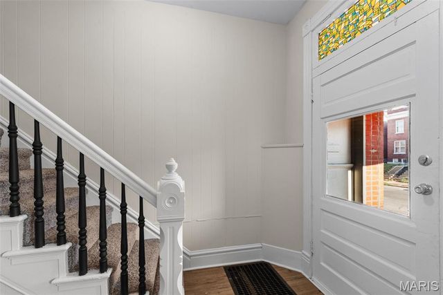 612 Holly Hills Avenue, St Louis, MO 63111