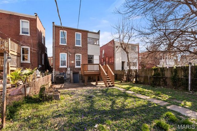 612 Holly Hills Avenue, St Louis, MO 63111