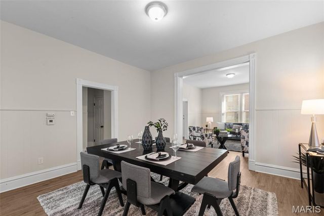 612 Holly Hills Avenue, St Louis, MO 63111