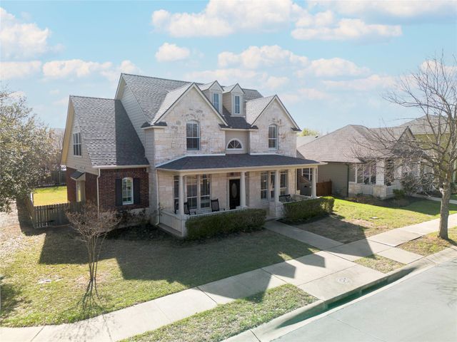 319 Greenside LN, Georgetown, TX 78633
