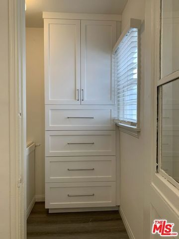 1042 S Bedford Street, Los Angeles, CA 90035