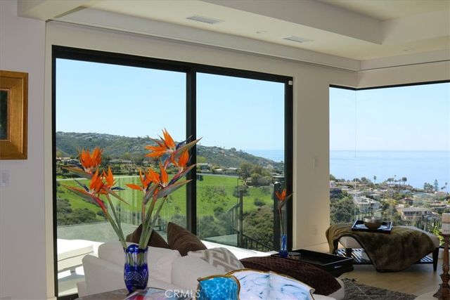 1515 Tahiti Avenue, Laguna Beach, CA 92651