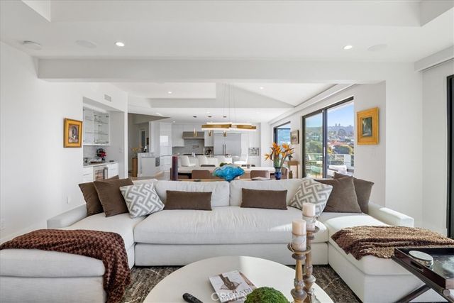 1515 Tahiti Avenue, Laguna Beach, CA 92651