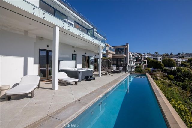 1515 Tahiti Avenue, Laguna Beach, CA 92651