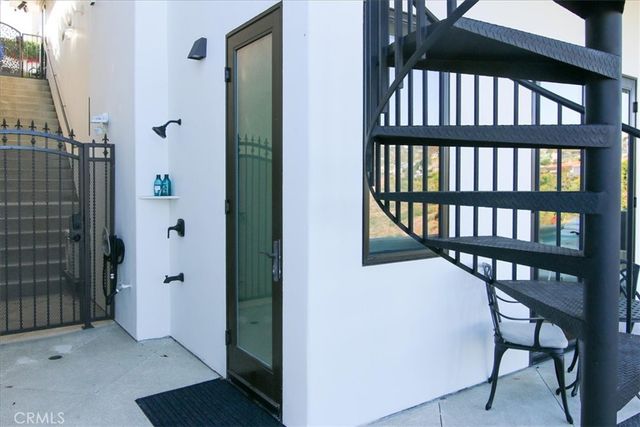 1515 Tahiti Avenue, Laguna Beach, CA 92651