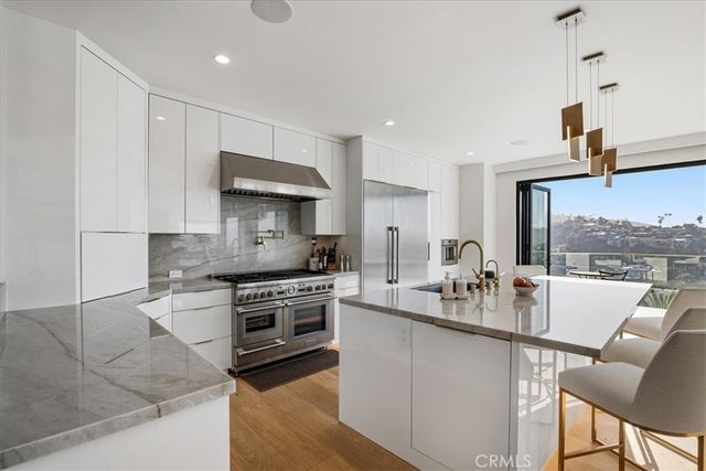 1515 Tahiti Avenue, Laguna Beach, CA 92651