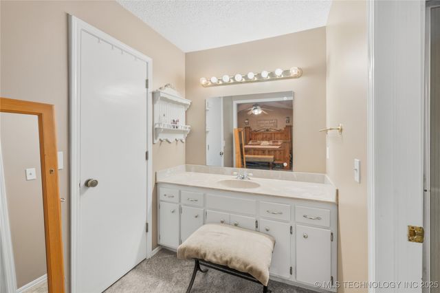 5852 S 91st East East Avenue, Tulsa, OK 74145