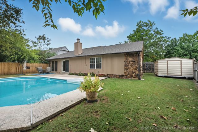 5852 S 91st East East Avenue, Tulsa, OK 74145