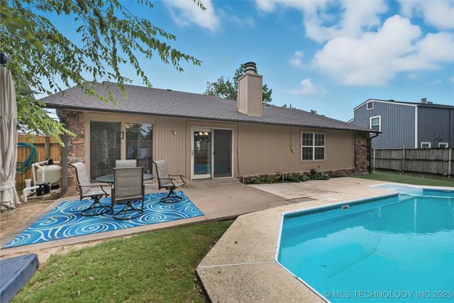 5852 S 91st East East Avenue, Tulsa, OK 74145