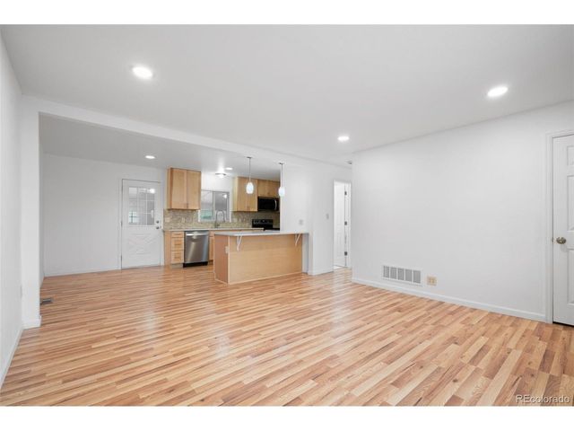 7821 Xavier St, Westminster, CO 80030