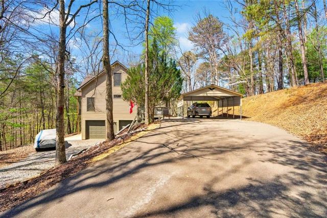1858 Newport Drive, Ellijay, GA 30540