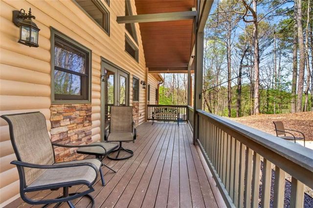 1858 Newport Drive, Ellijay, GA 30540