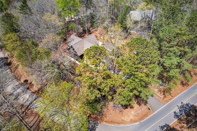 1858 Newport Drive, Ellijay, GA 30540