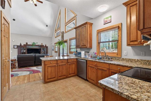1858 Newport Drive, Ellijay, GA 30540