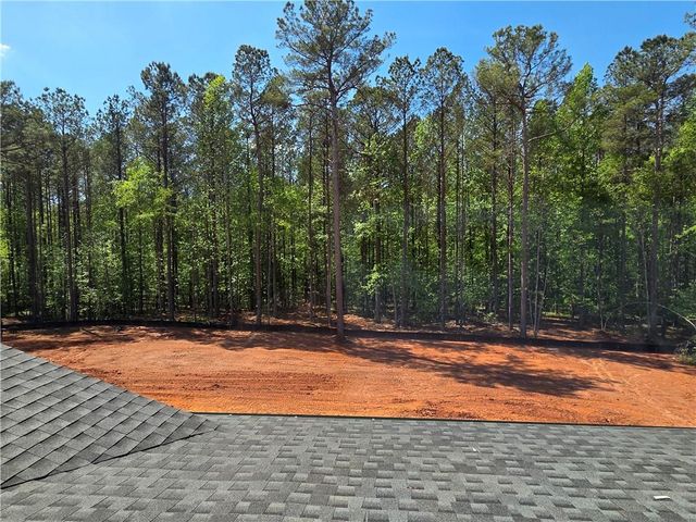 293 Meadows Drive, Bethlehem, GA 30620